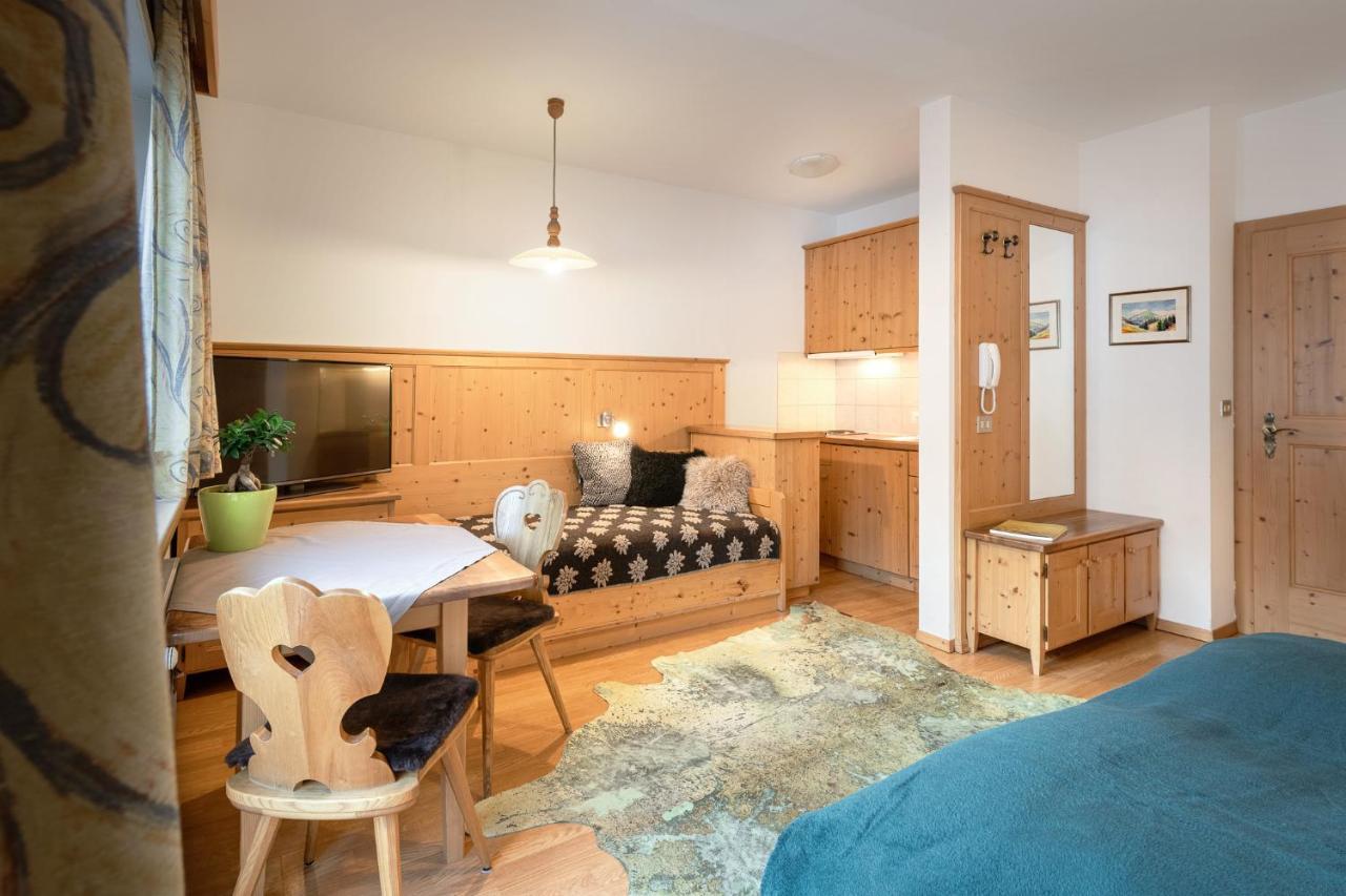 Apartments Heritage House Margherita Santa Cristina Val Gardena Екстер'єр фото